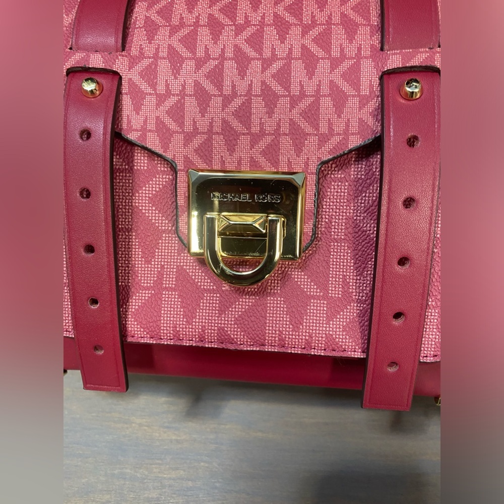 Michael Kors Pink Monogram Satchel Crossbody with Gold Hardware - Picture 13 of 15